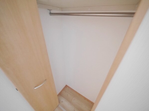 モンステラ高田Bの物件内観写真